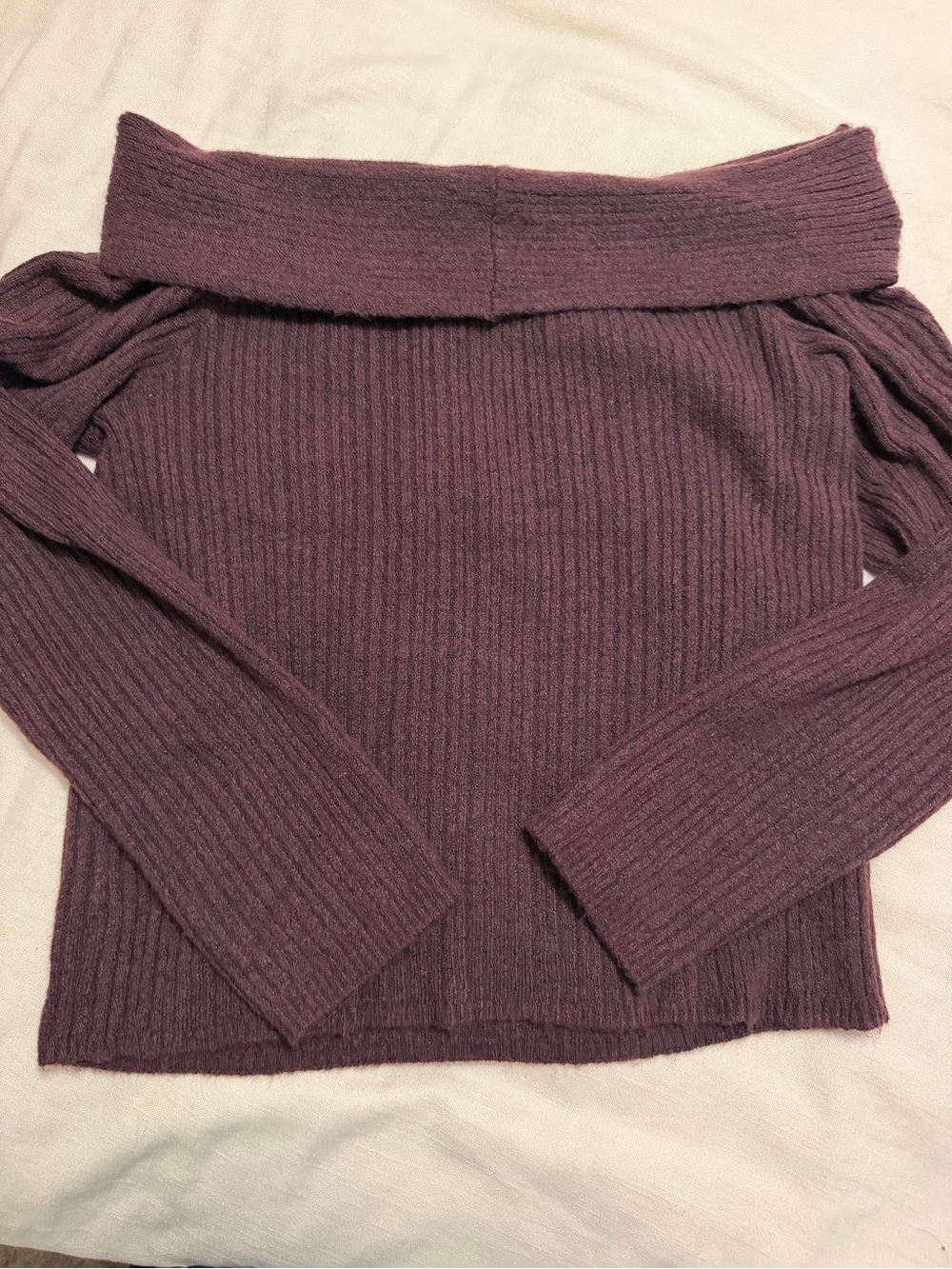 H&M Divided Ribbed Knit Sweater - Burgundy size L